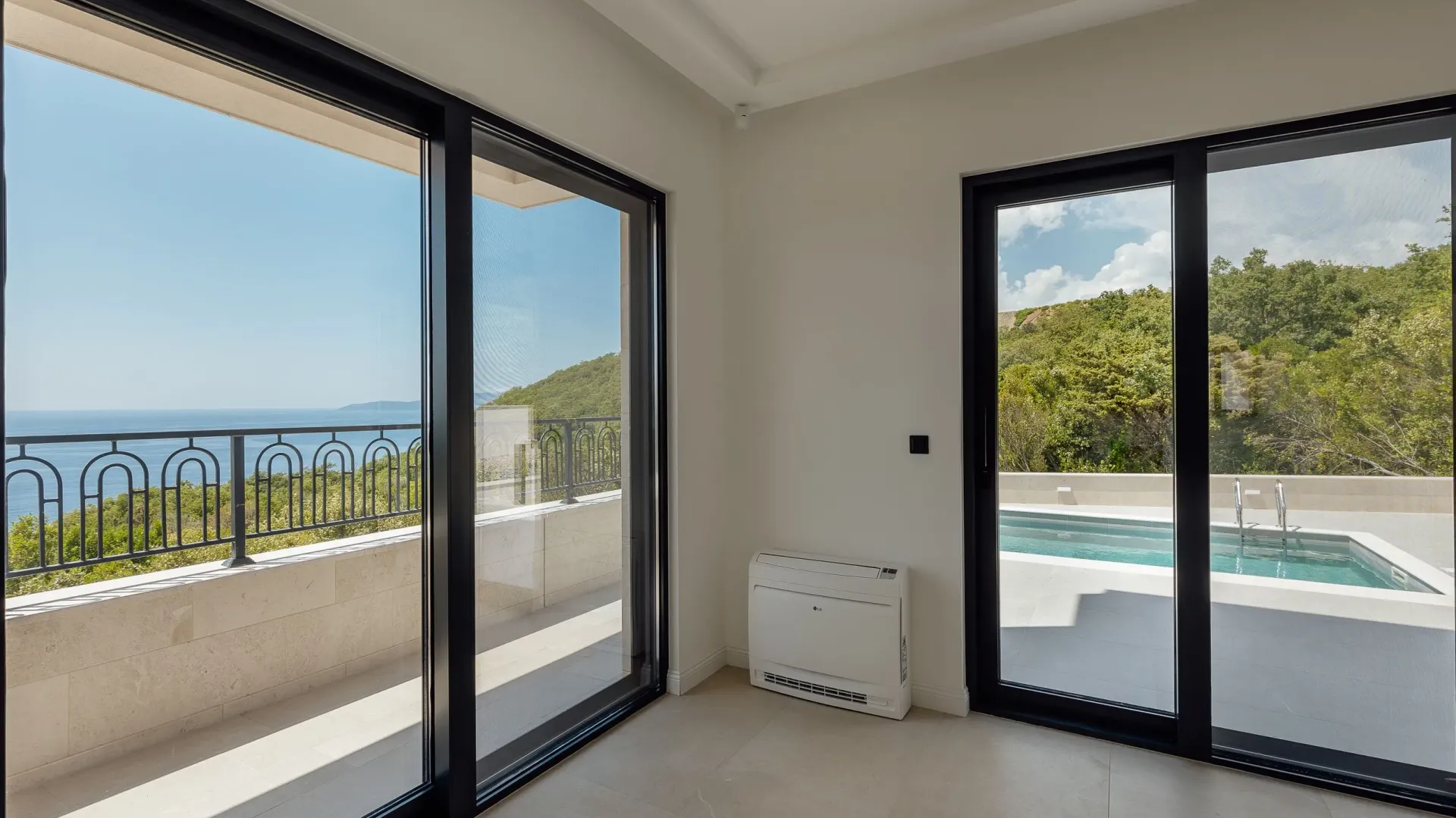 Sale, house, 318m², Reževići, Budva