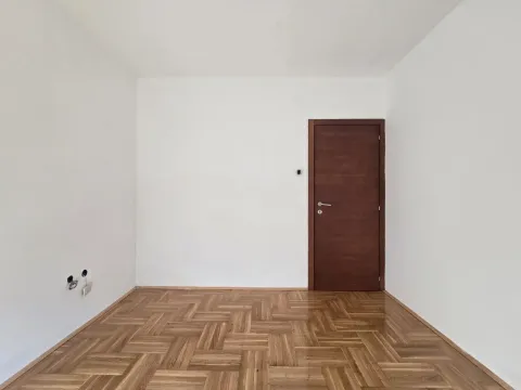 Prodaja, dvosoban stan, 73m², Dalmatinska ulica, Podgorica - image 24