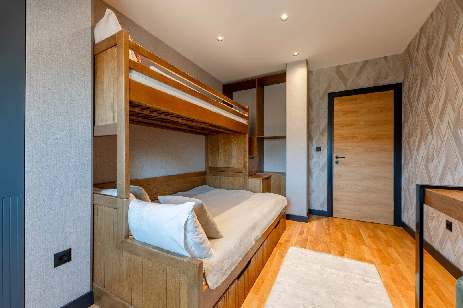 Prodaja, dvosoban stan, 60m², Kolašin, Crna Gora