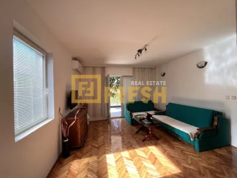 Izdavanje, kuća, 85m², Ostalo, Podgorica - image 1
