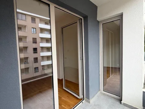 Prodaja, jednosoban stan, 44m², Bečići, Budva - image 4