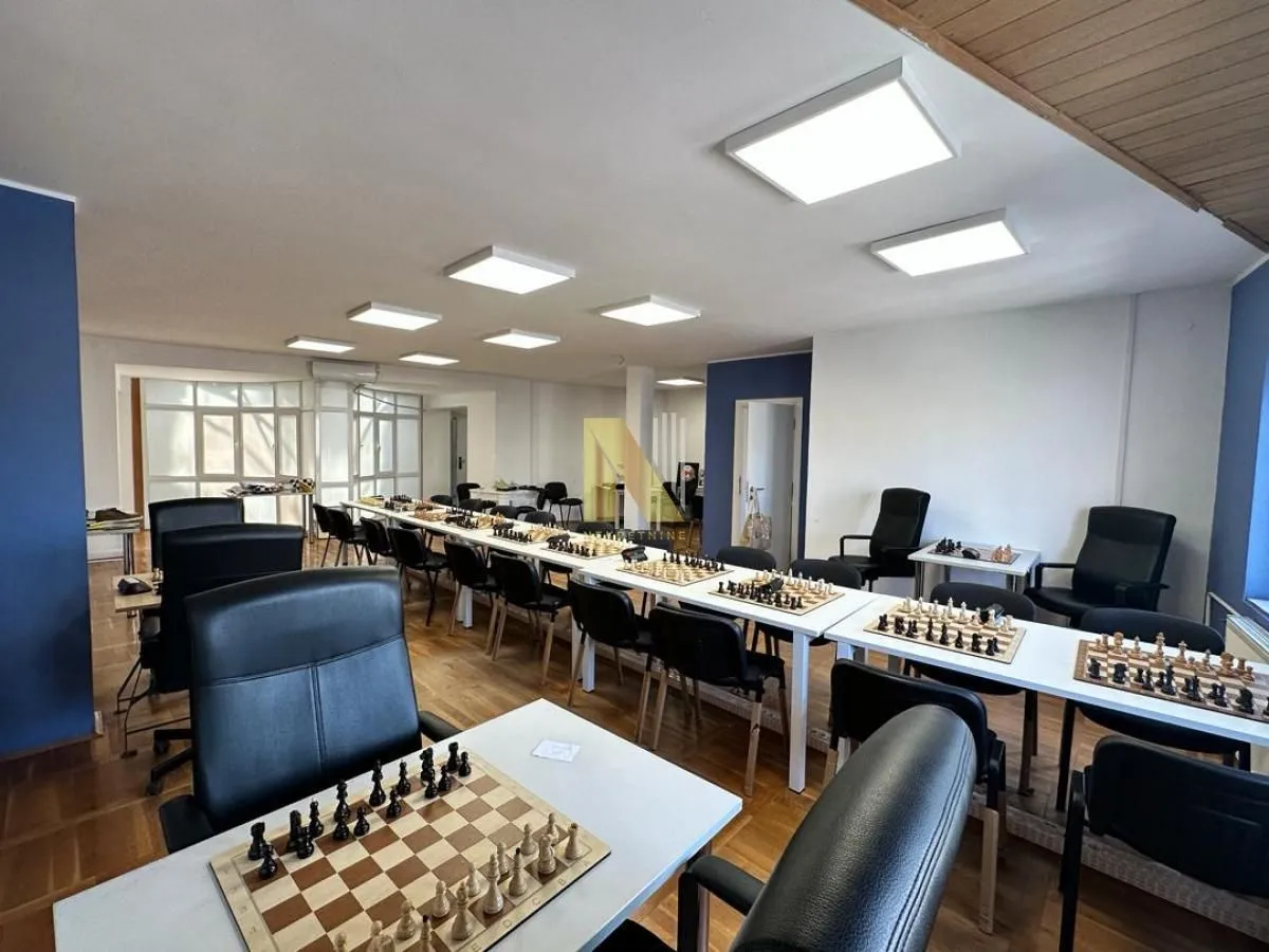 Rent, office space, 182m², Centar, Novi Sad