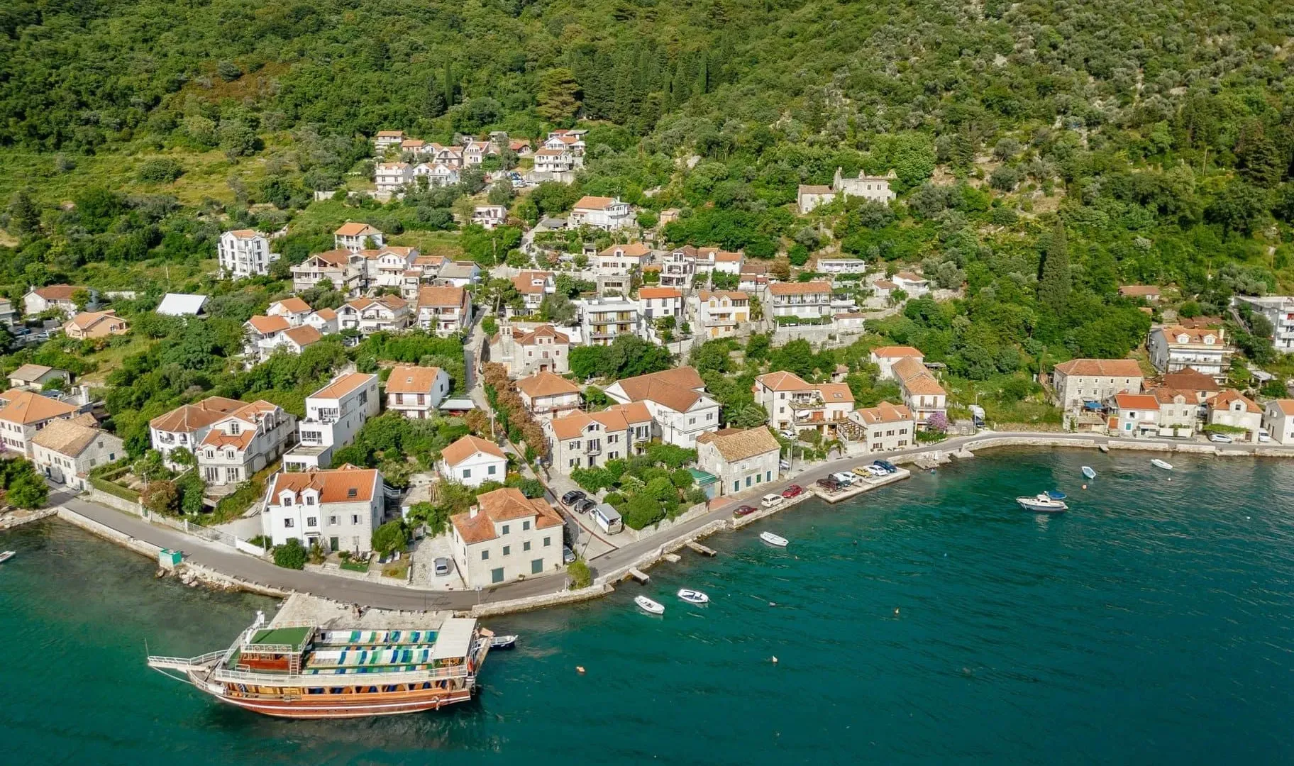 Prodaja, kuća, 291m², Lepetani, Tivat