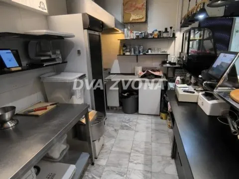 Izdavanje, poslovni prostor, 30m², Centar, Novi Sad - image 4