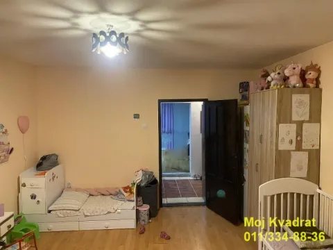 Prodaja, kuća, 451m², Jakovo, Surčin - image 4