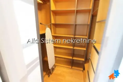 Izdavanje, trosoban stan, 115m², Palilula Sve Podlokacije, Beograd - image 10