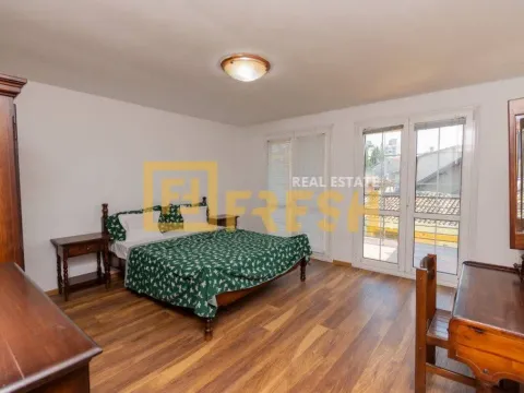 Prodaja, kuća, 100m², Stara Varoš, Podgorica - image 9