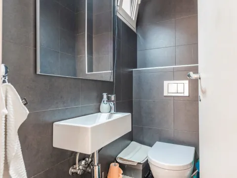 Prodaja, trosoban stan, 83m², Pržno, Budva - image 16
