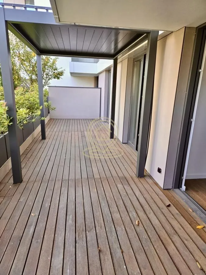 Prodaja, trosoban stan, 105m², Medijana, Niš