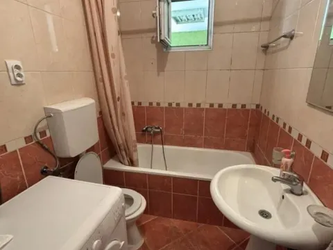 Izdavanje, jednosoban stan, 41m², Grbavica, Novi Sad Sve Podlokacije - image 9