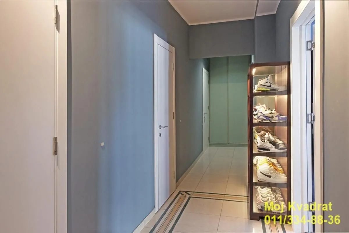 Sale, three bedroom apartment, 105m², Vračar Sve Podlokacije, Beograd