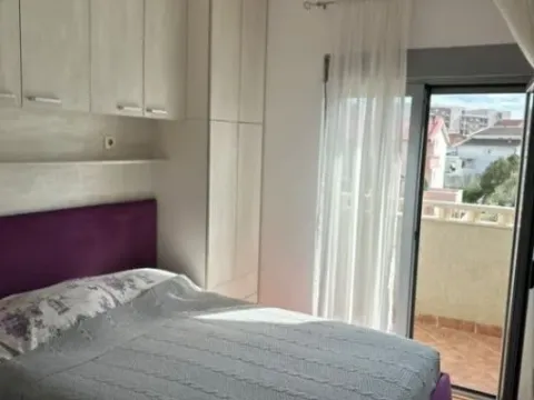 Izdavanje, jednosoban stan, 46m², Stari Aerodrom, Podgorica - image 5