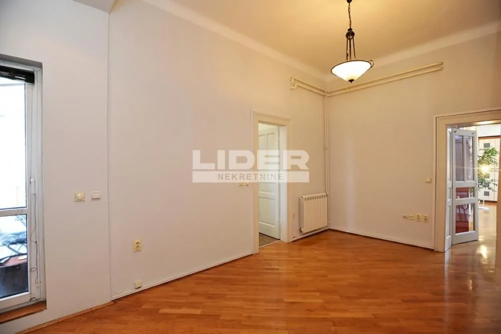 Rent, office space, 160m², Stari Grad, Beograd