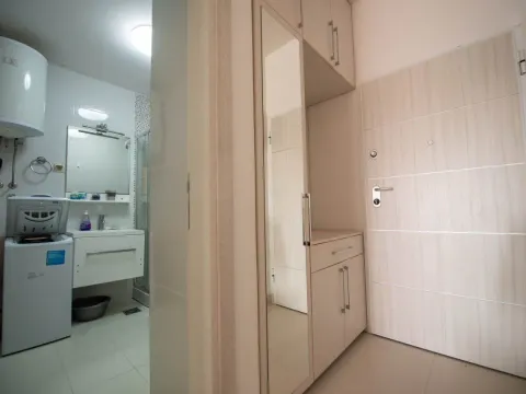 Sale, two bedroom apartment, 55m², Bečići, Budva - image 9