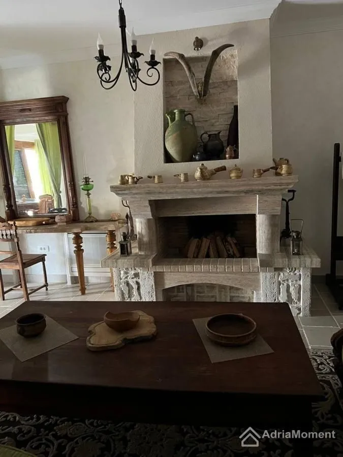 Prodaja, kuća, 259m², Krašići, Tivat