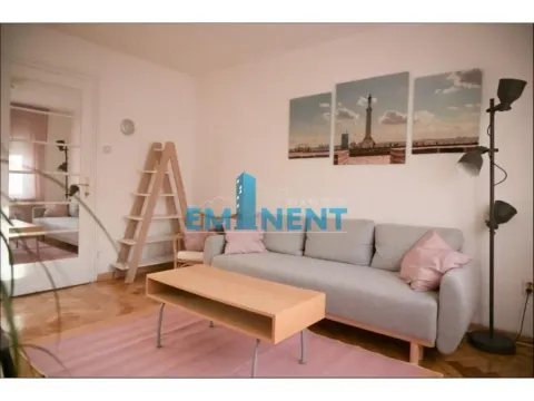 Izdavanje, dvosoban stan, 58m², Sarajevska, Beograd