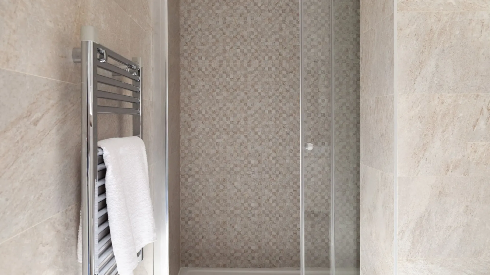 Sale, three bedroom apartment, 136m², Kotor, Crna Gora