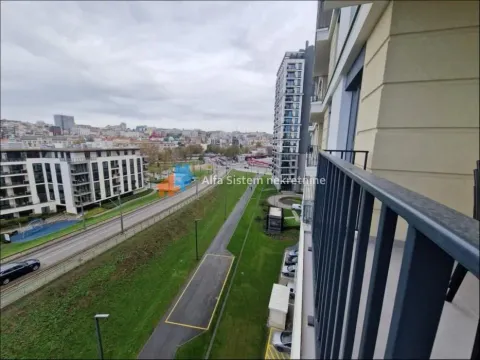 Izdavanje, trosoban stan, 82m², Savski Venac, Beograd - image 10