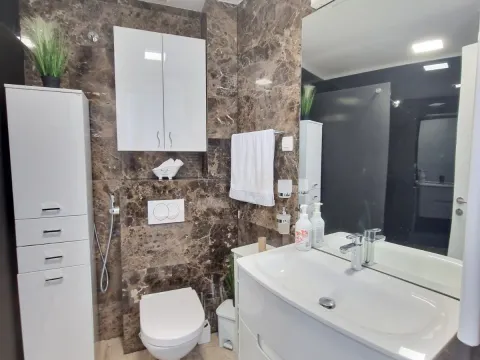 Prodaja, jednosoban stan, 67m², Budva, Crna Gora - image 18