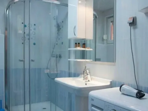 Sale, two bedroom apartment, 72m², Babin Do, Budva - image 10