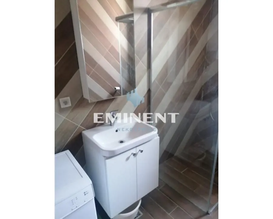 Rent, three bedroom apartment, 62m², Lekino Brdo, Voždovac Sve Podlokacije