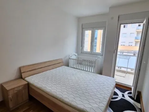 Izdavanje, jednosoban stan, 45m², City Kej, Podgorica - image 4