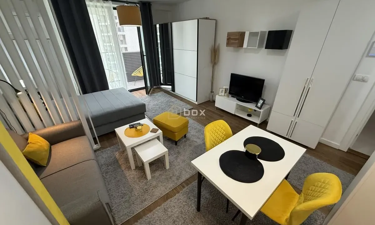 Izdavanje, garsonjera, 39m², Medijana, Niš