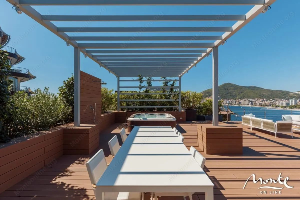 Sale, four bedroom apartment, 287m², Budva, Crna Gora
