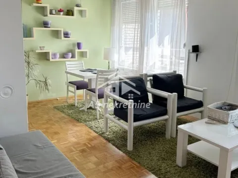 Izdavanje, jednosoban stan, 42m², Crveni Krst, Beograd