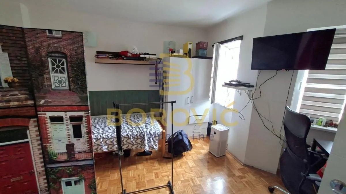 Prodaja, dvosoban stan, 44m², Stari Grad, Beograd