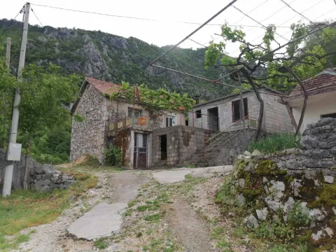 Prodaja,  kuća, 72m2, Danilovgrad