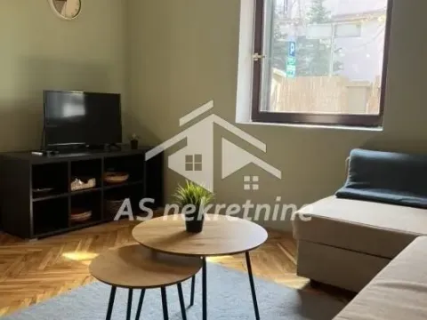 Rent, two bedroom apartment, 40m², Vračar Hram, Vračar Sve Podlokacije - image 3