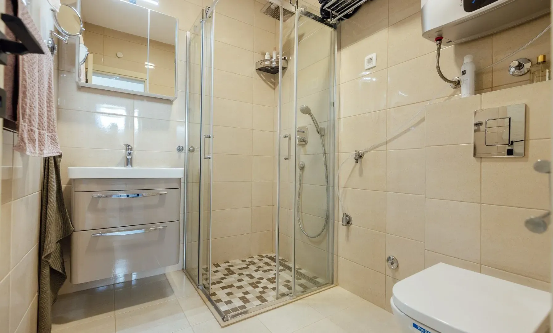 Prodaja, trosoban stan, 172m², Đenovići, Herceg Novi