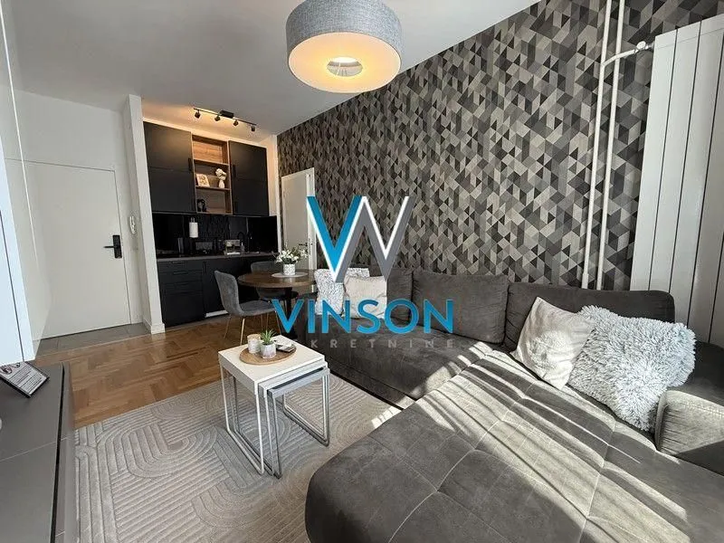 Prodaja, trosoban stan, 66m², Centar, Novi Sad