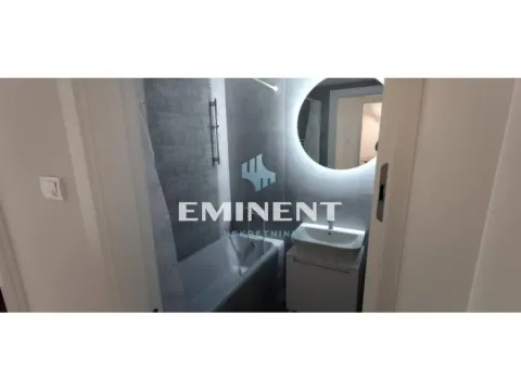 Rent, three bedroom apartment, 60m², Južni Bulevar, Vračar Sve Podlokacije - image 10