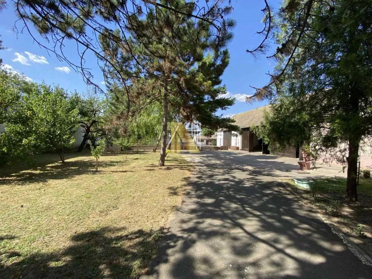 Prodaja, kuća, 275m², Bečej, Novi Sad