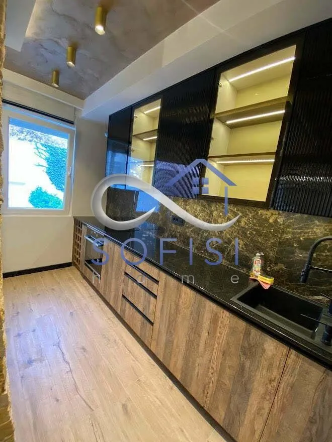 Izdavanje, trosoban stan, 88m², Grbavica, Novi Sad Sve Podlokacije