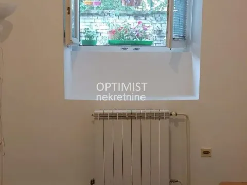 Sale, two bedroom apartment, 45m², Stari Grad, Beograd - image 3