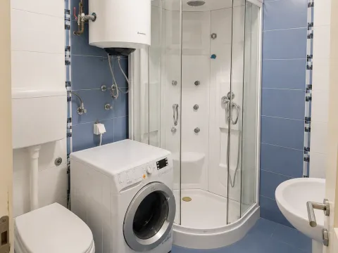 Rent, two bedroom apartment, 80m², Zagorič, Podgorica - image 8