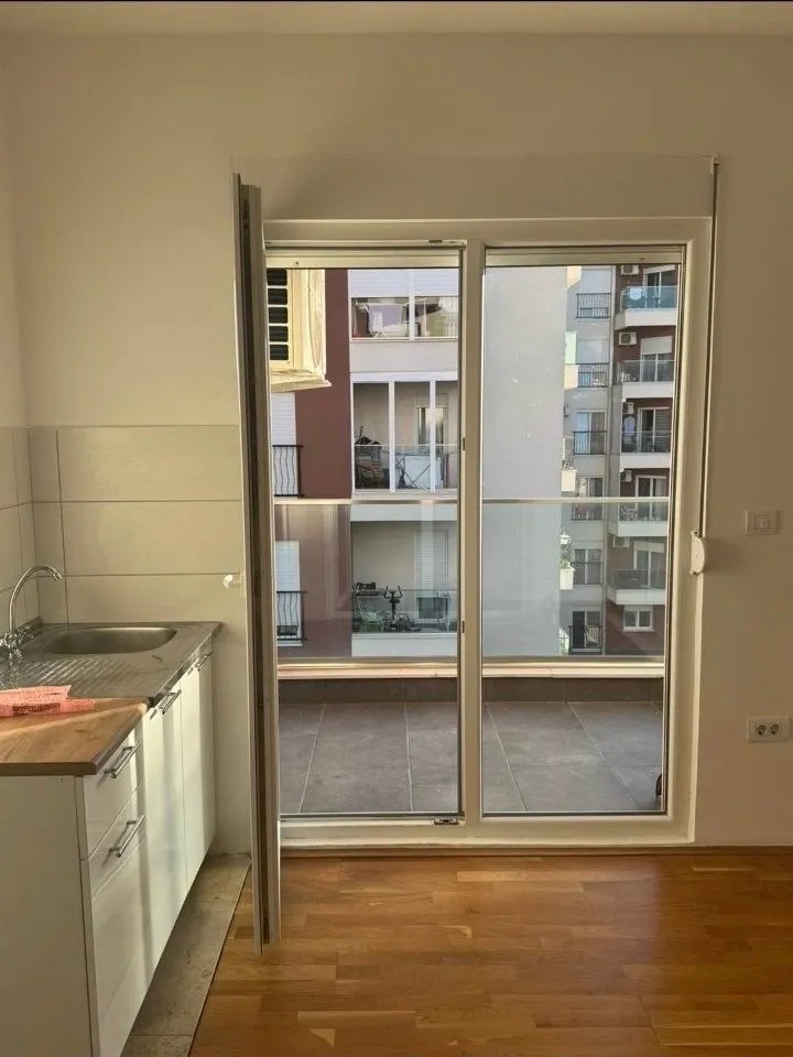 Rent, two bedroom apartment, 62m², Stari Aerodrom, Podgorica
