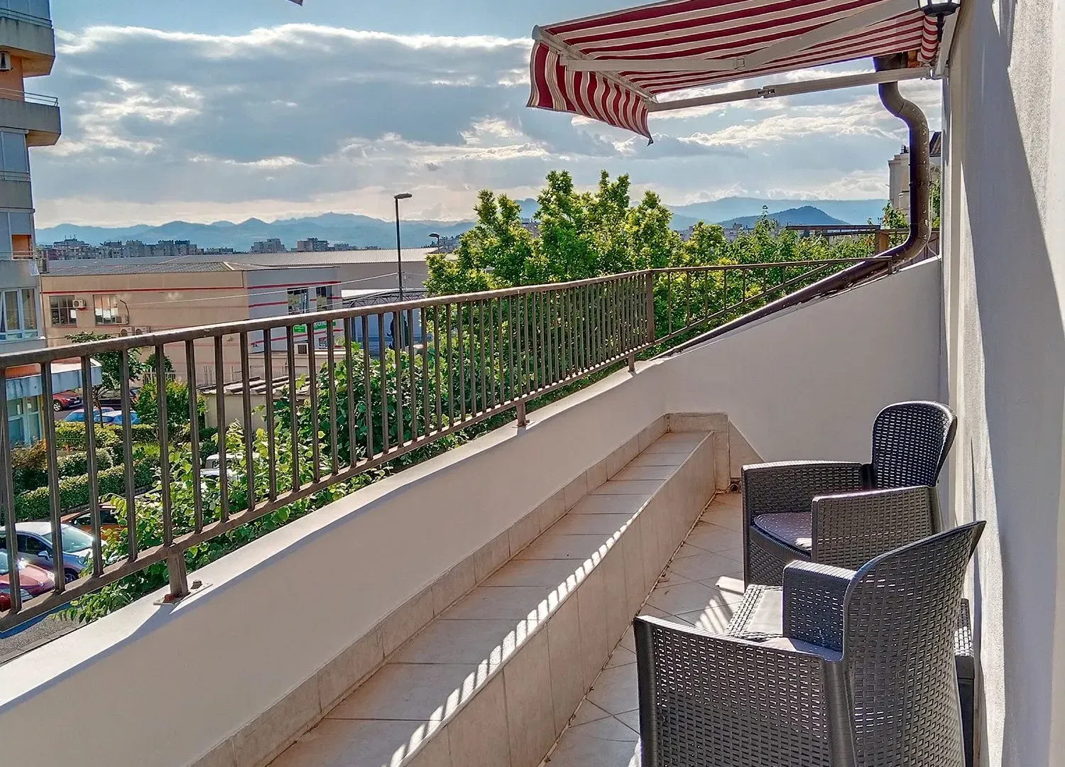 Rent, studio apartment, 40m², Stari Aerodrom, Podgorica