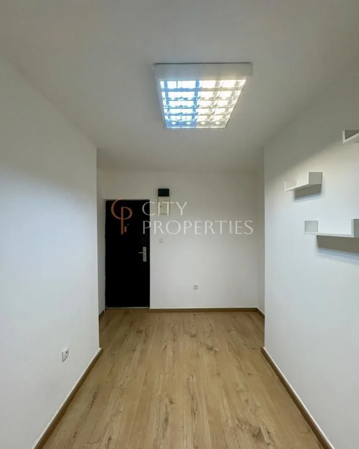 Rent, office space, 10m², Centar, Podgorica