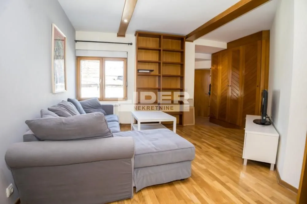 Prodaja, trosoban stan, 69m², Stari Grad, Beograd