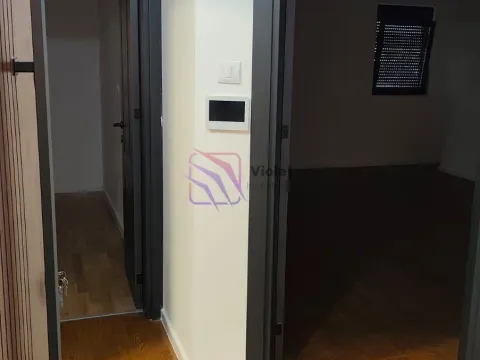 Izdavanje, jednosoban stan, 45m², City Kej, Podgorica - image 17