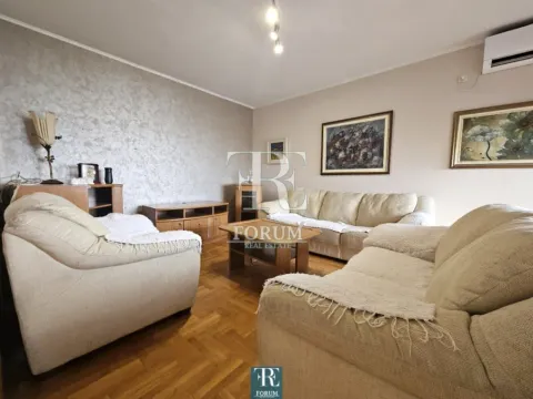 Prodaja, trosoban stan, 105m², Blok 6, Podgorica - image 3