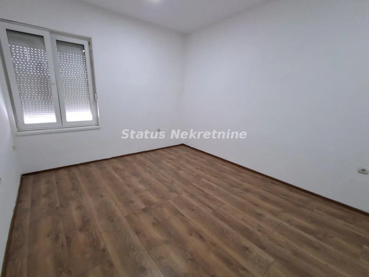 Prodaja, trosoban stan, 72m², Titel, Novi Sad
