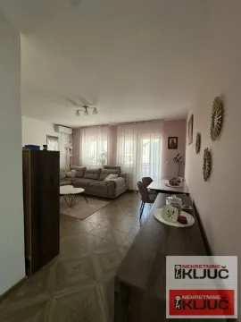 Prodaja, trosoban stan, 75m², Veternik, Novi Sad Sve Podlokacije - image 2