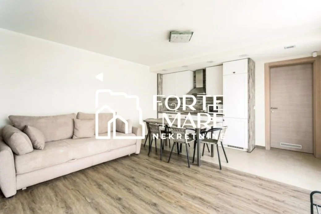Prodaja, kuća, 240m², Krašići, Tivat