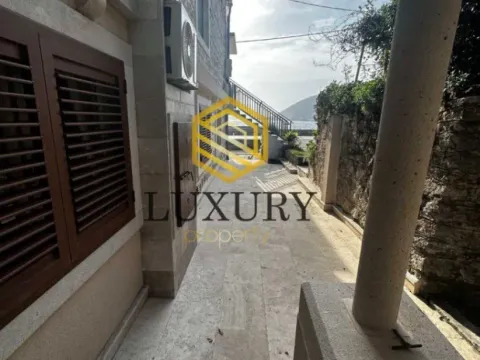 Prodaja, stan, 57m², Opatovo, Tivat - image 12