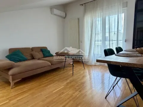 Prodaja, trosoban stan, 93m², Autokomanda, Voždovac Sve Podlokacije - image 3